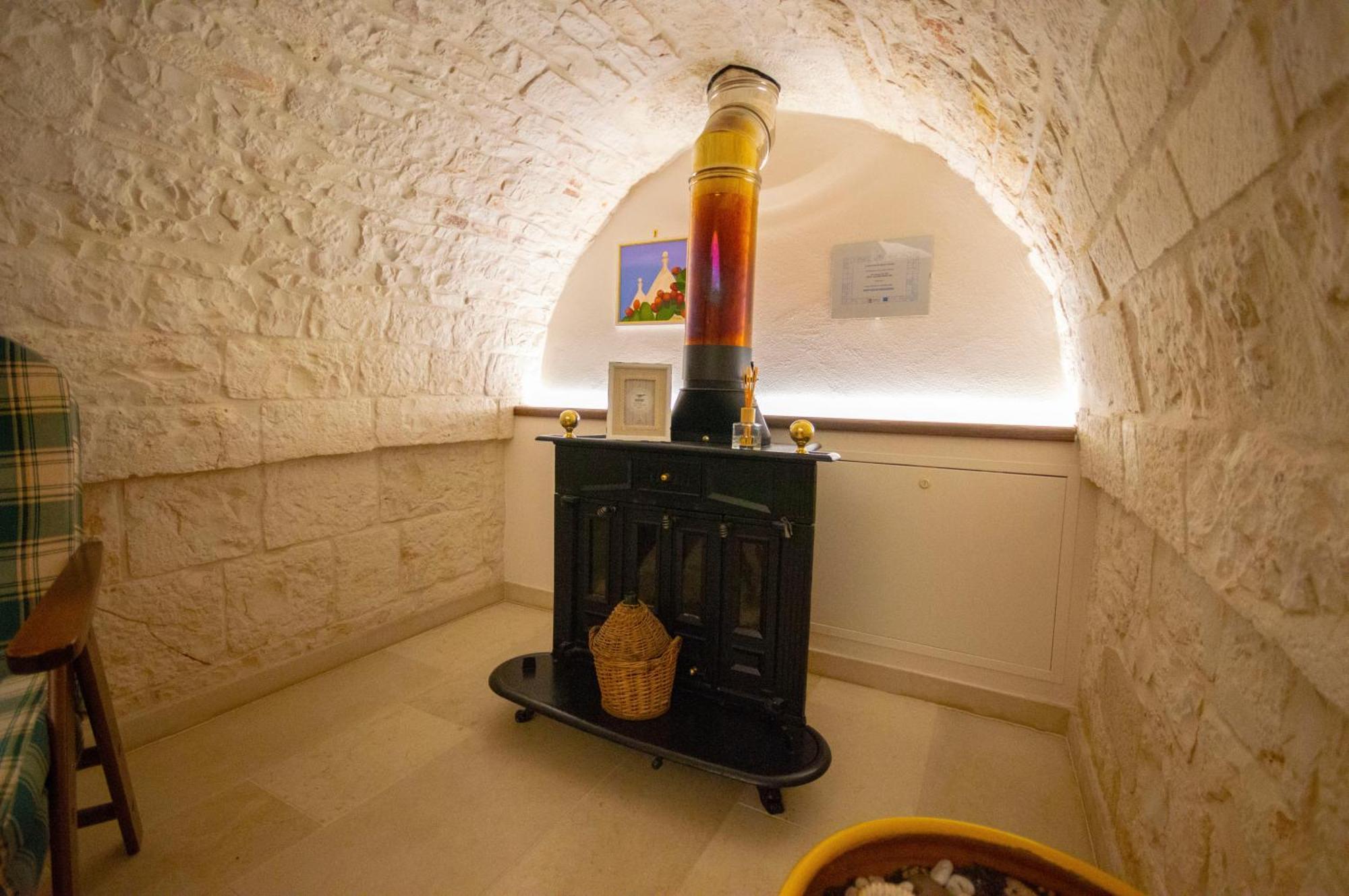 Вилла Locorotondo Stone House Экстерьер фото