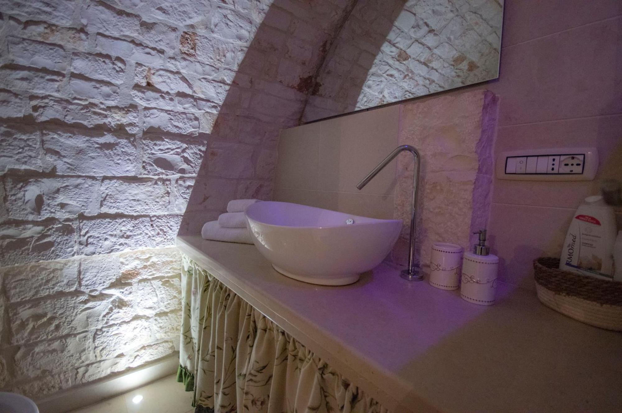 Вилла Locorotondo Stone House Экстерьер фото