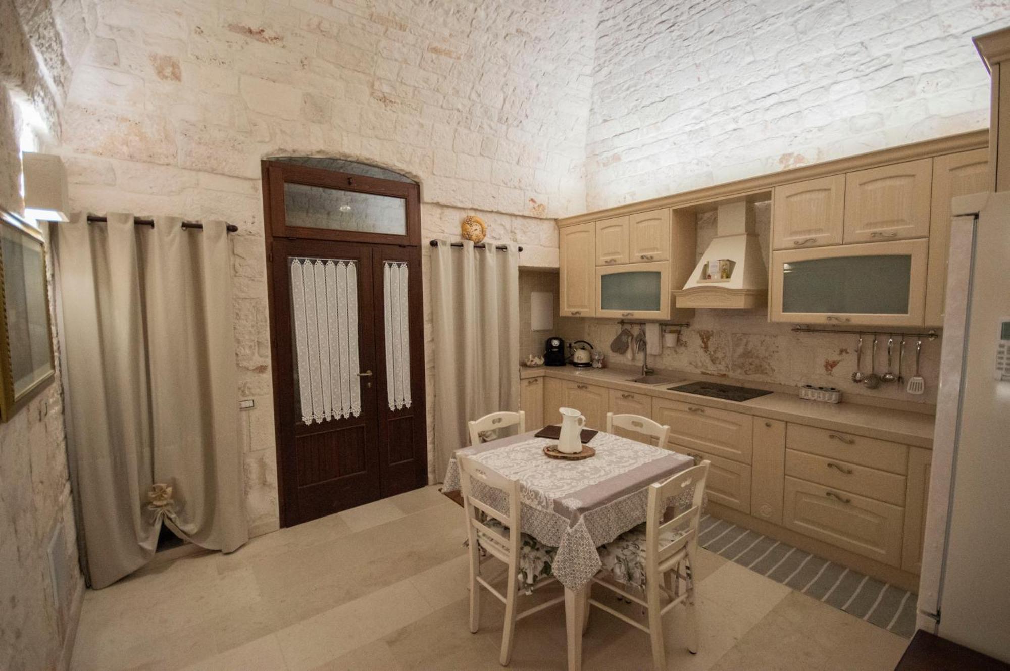 Вилла Locorotondo Stone House Экстерьер фото